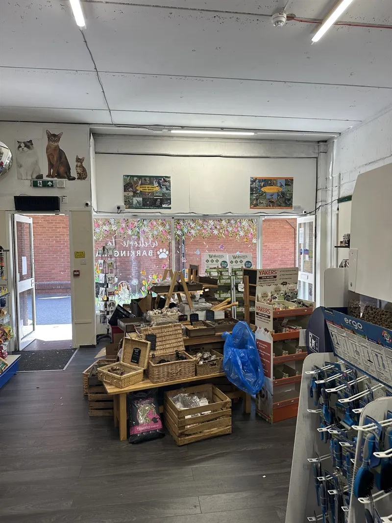 Advertise Where Pet Lovers Shop — Barking Mad, Sandbach ad space on Spiky Carrot
