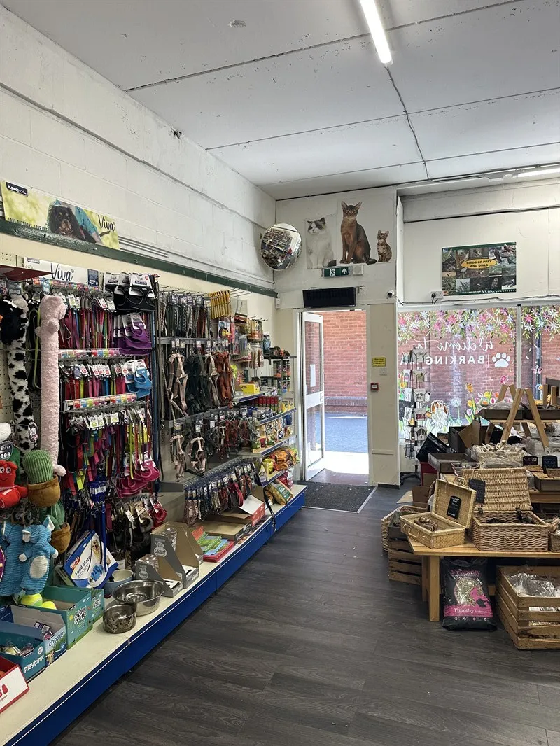 Advertise Where Pet Lovers Shop — Barking Mad, Sandbach ad space on Spiky Carrot