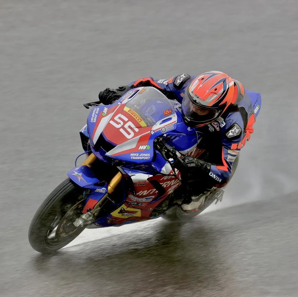 British Superbike Superstock Team Sponsorship Opportunities ad space on Spiky Carrot