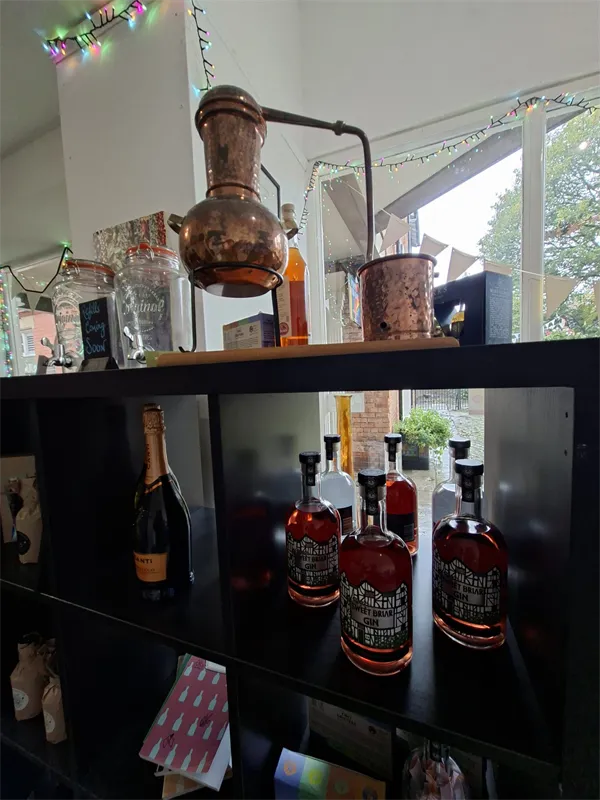 Nantwich Gin | Cheshire Botanicals in Nantwich