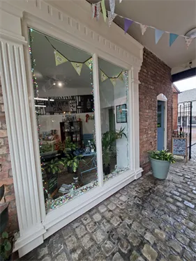 Raise Your Spirits: Advertise at Nantwich Gin